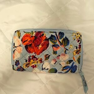 Vera Bradley Sea air Floral Quilted Wallet